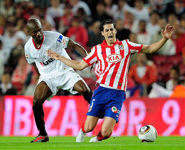 他在场上表 他在场上表